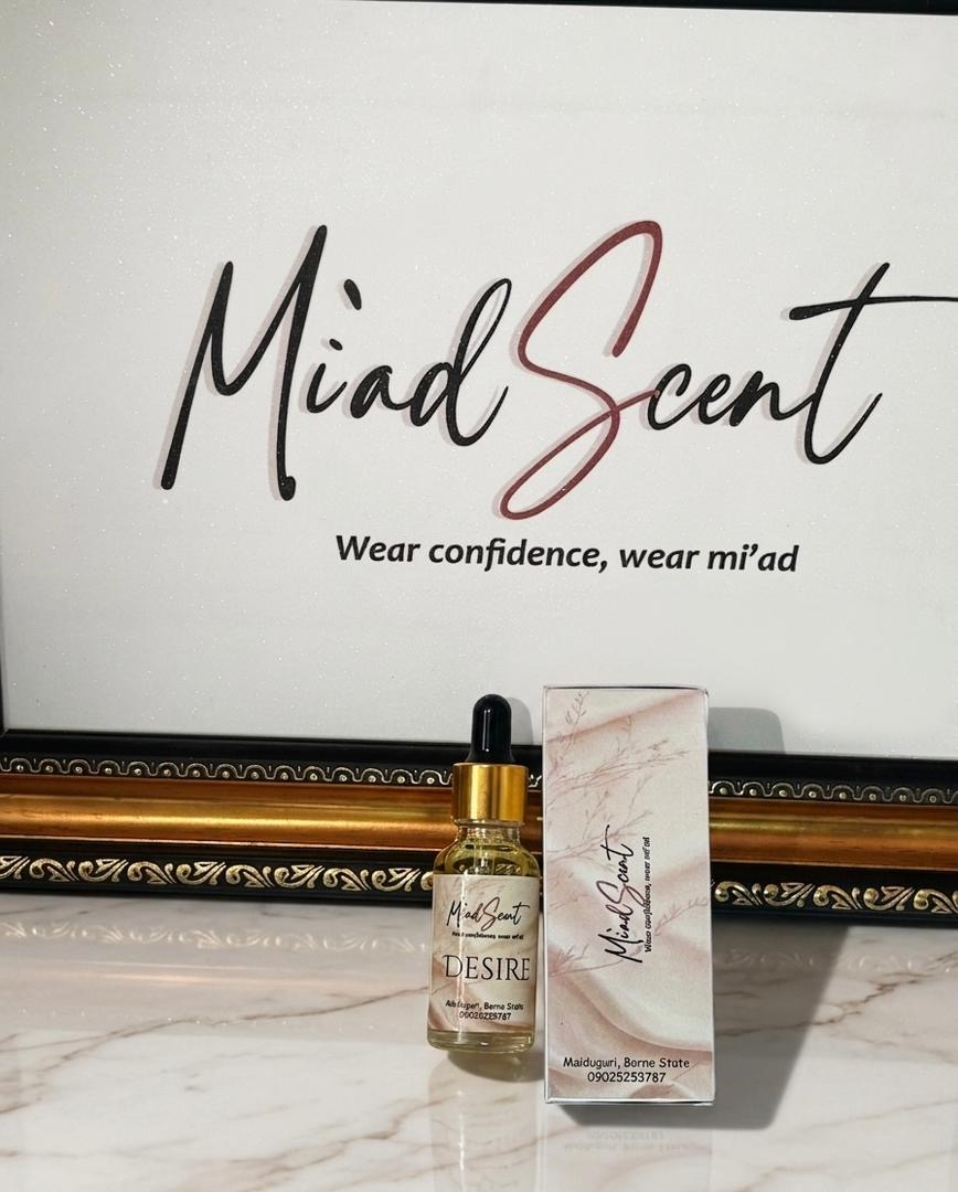 Desire perfume oil by Mi'ad Scent